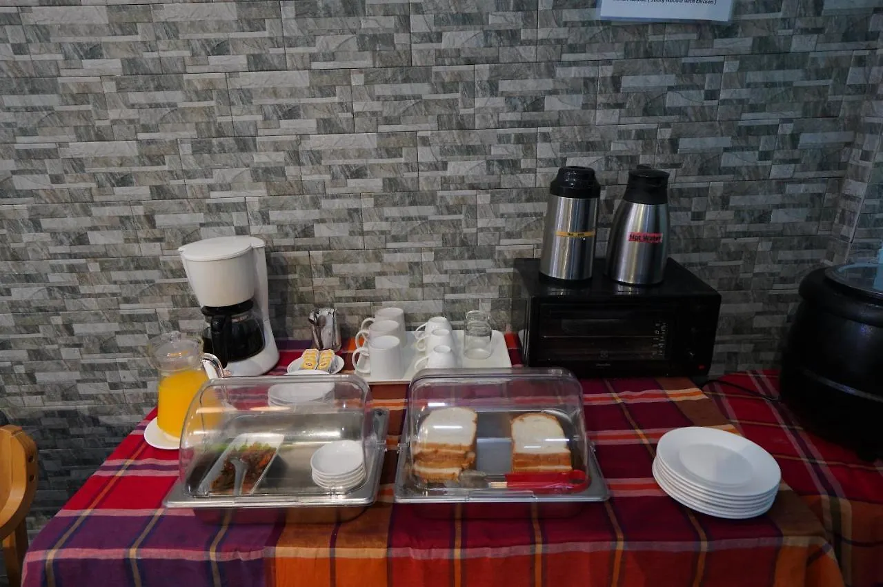 Отель Check In @ Downtown Янгон